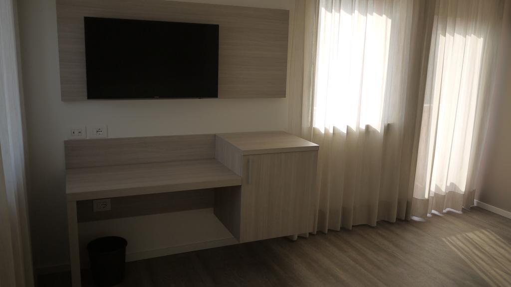 Hotel Europa Маростика Екстериор снимка
