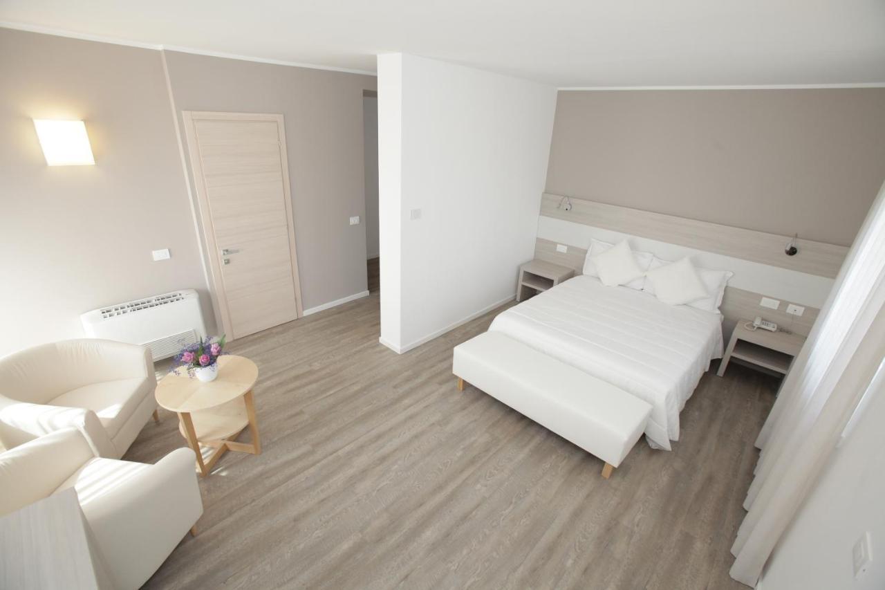 Hotel Europa Маростика Екстериор снимка
